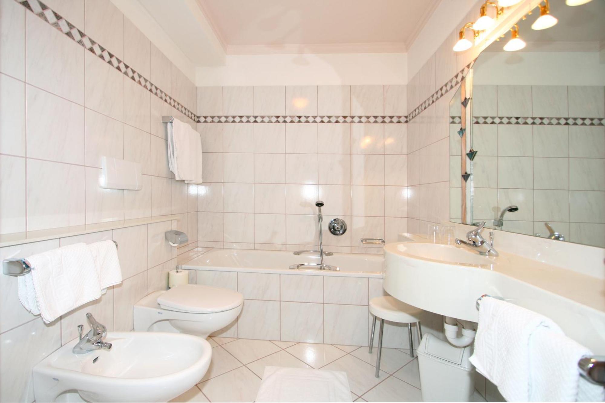 Apartmenthotel Ritterhof Suites & Breakfast Schenna Extérieur photo